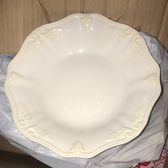 NWT 10" Individual Pasta Bowl Butler's Pantry Gourmet
by LENOX - Picture 2 of 7